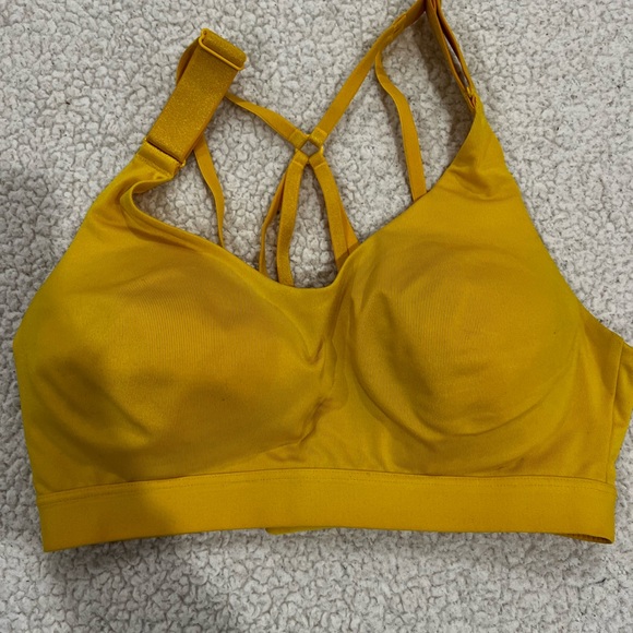 Calia yellow sports bra size SM. Bra closure in bk & adjustable straps. - Picture 1 of 2